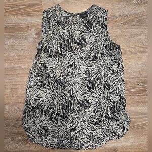 Whowhatwear sleeveless blouse